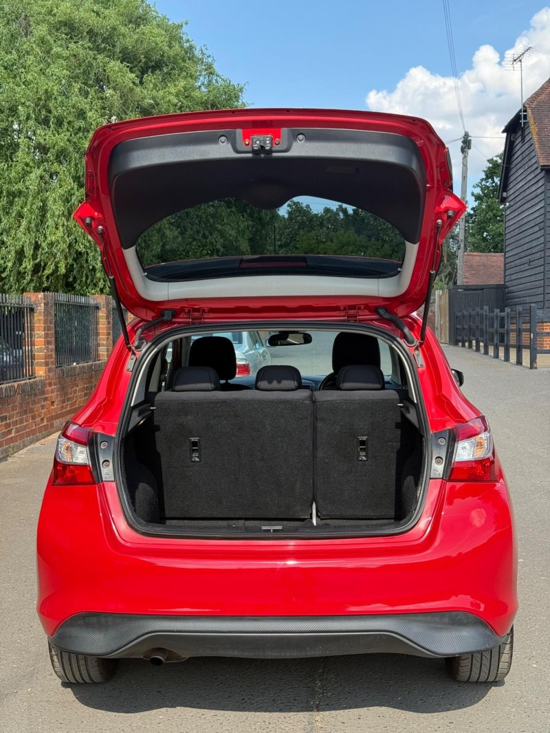 NISSAN PULSAR