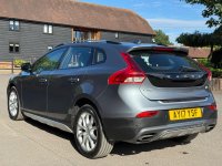 VOLVO V40 CROSS COUNTRY