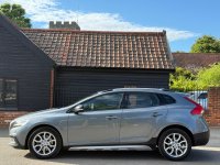 VOLVO V40 CROSS COUNTRY