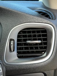 VOLVO V40 CROSS COUNTRY