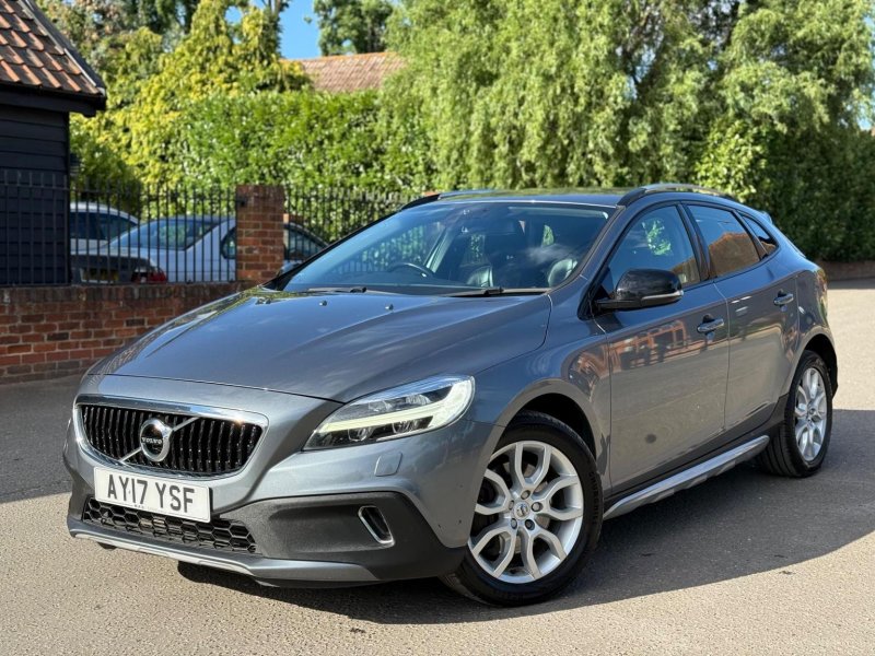 VOLVO V40 CROSS COUNTRY
