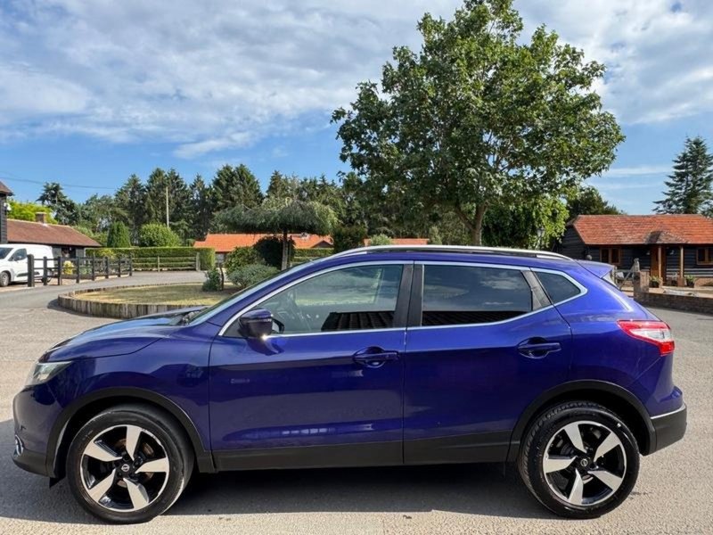 NISSAN QASHQAI