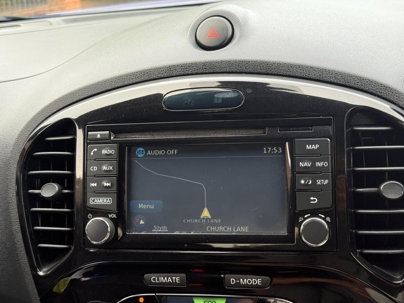 NISSAN JUKE