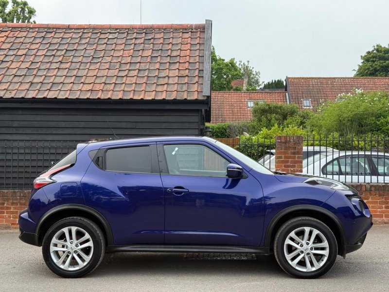 NISSAN JUKE
