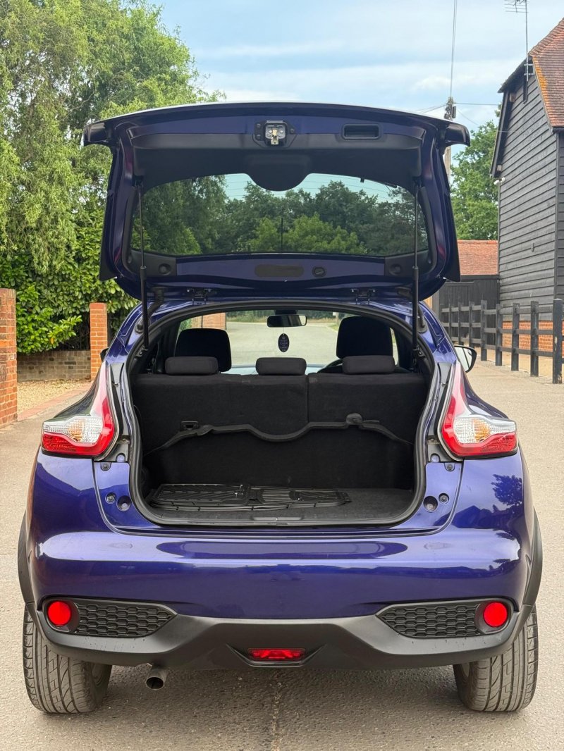 NISSAN JUKE
