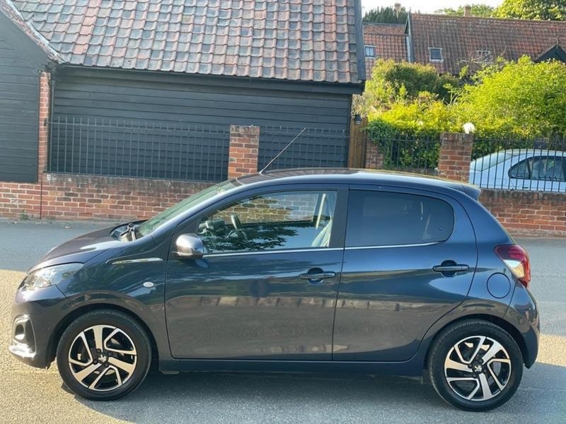 PEUGEOT 108