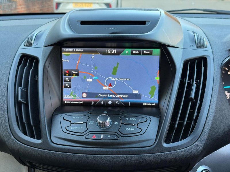 FORD KUGA