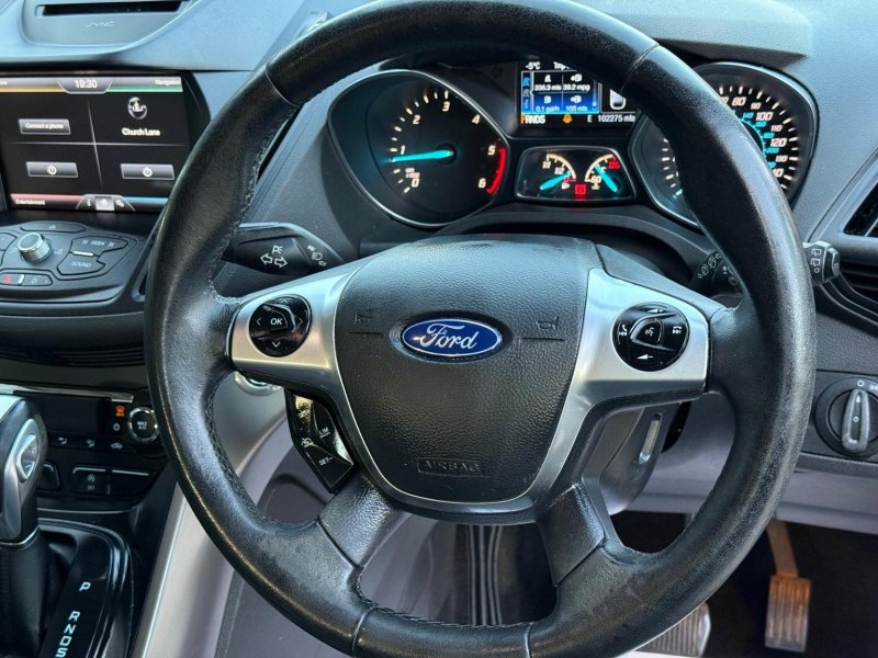 FORD KUGA