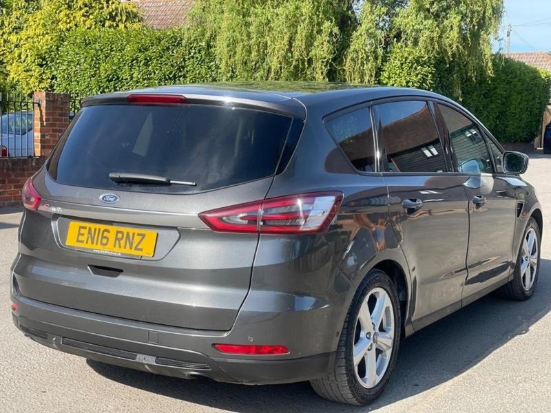 FORD S-MAX