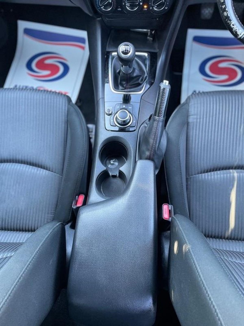 MAZDA MAZDA3