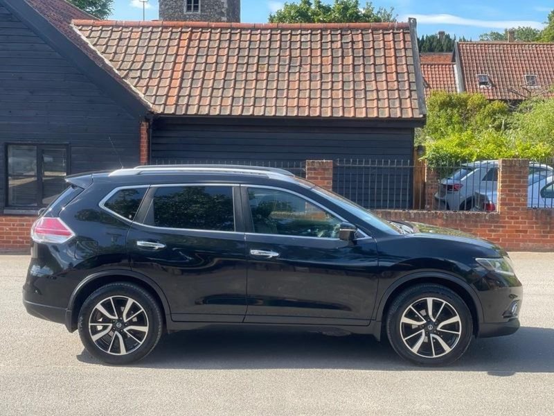 NISSAN X-TRAIL