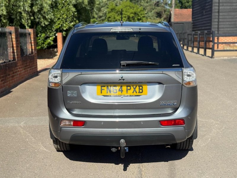 MITSUBISHI OUTLANDER
