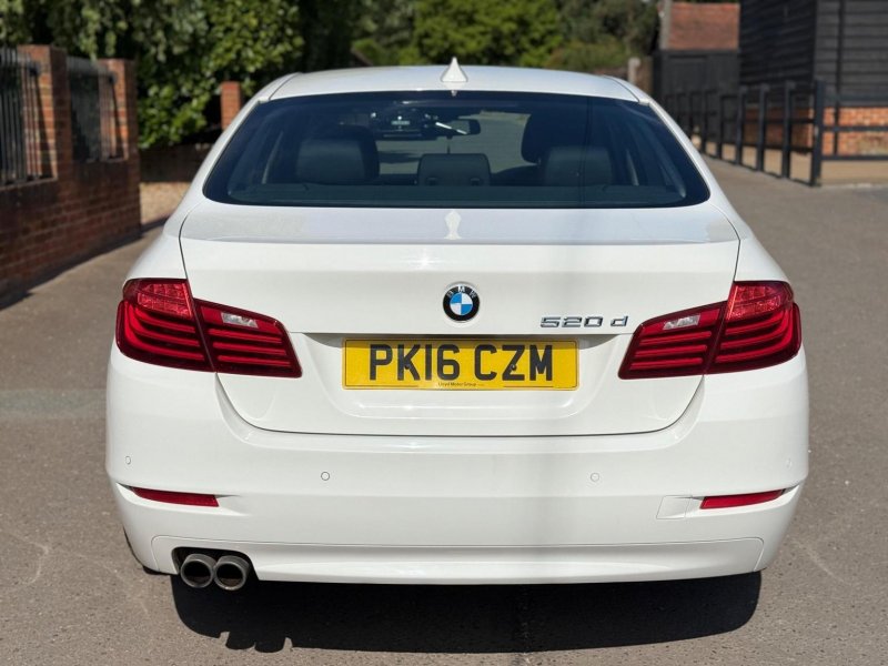 BMW 5 SERIES