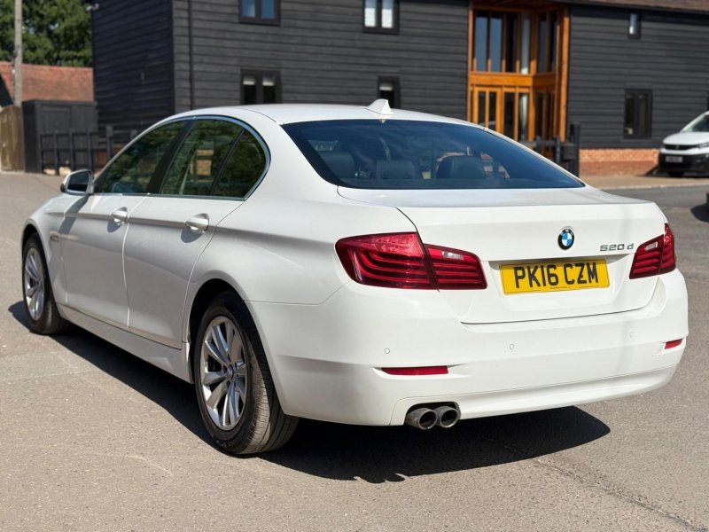 BMW 5 SERIES