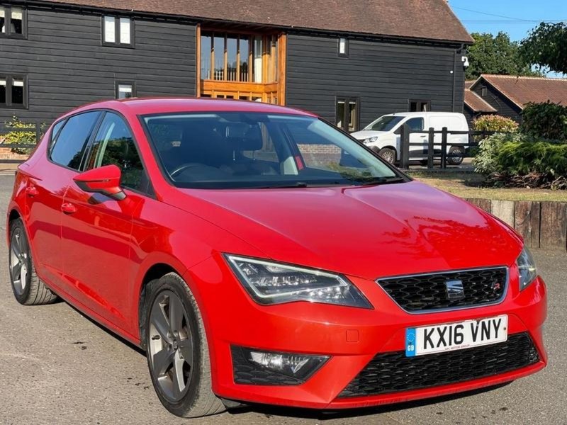 SEAT LEON