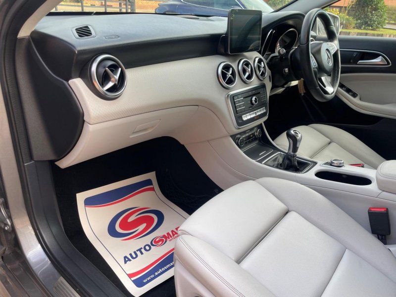 MERCEDES-BENZ A CLASS