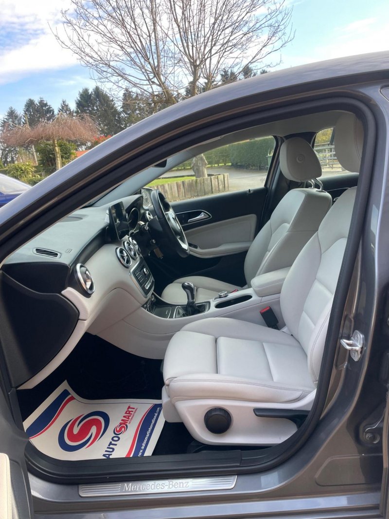 MERCEDES-BENZ A CLASS