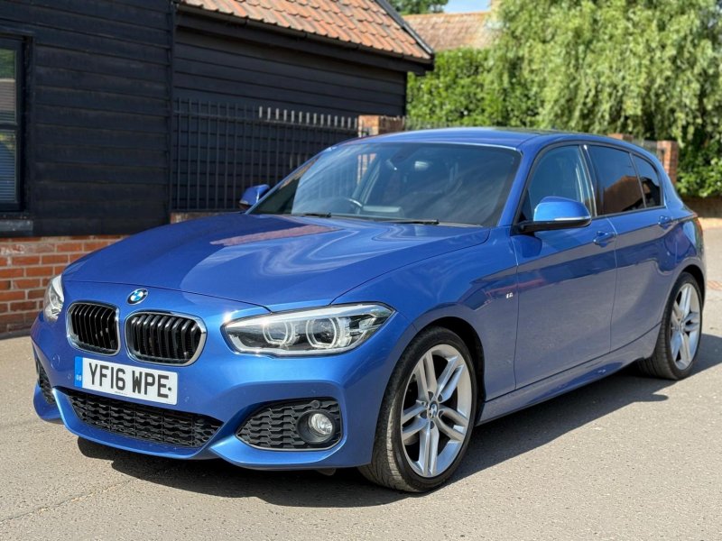 BMW 1 SERIES