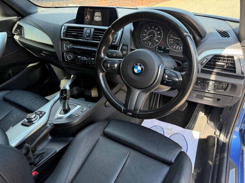 BMW 1 SERIES