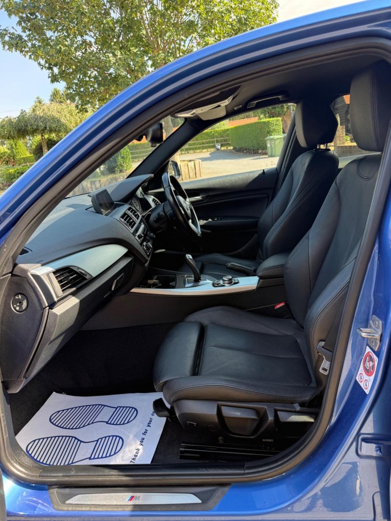 BMW 1 SERIES