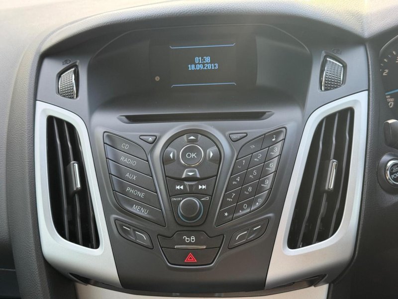 FORD FOCUS