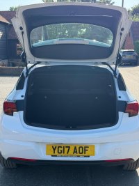 VAUXHALL ASTRA