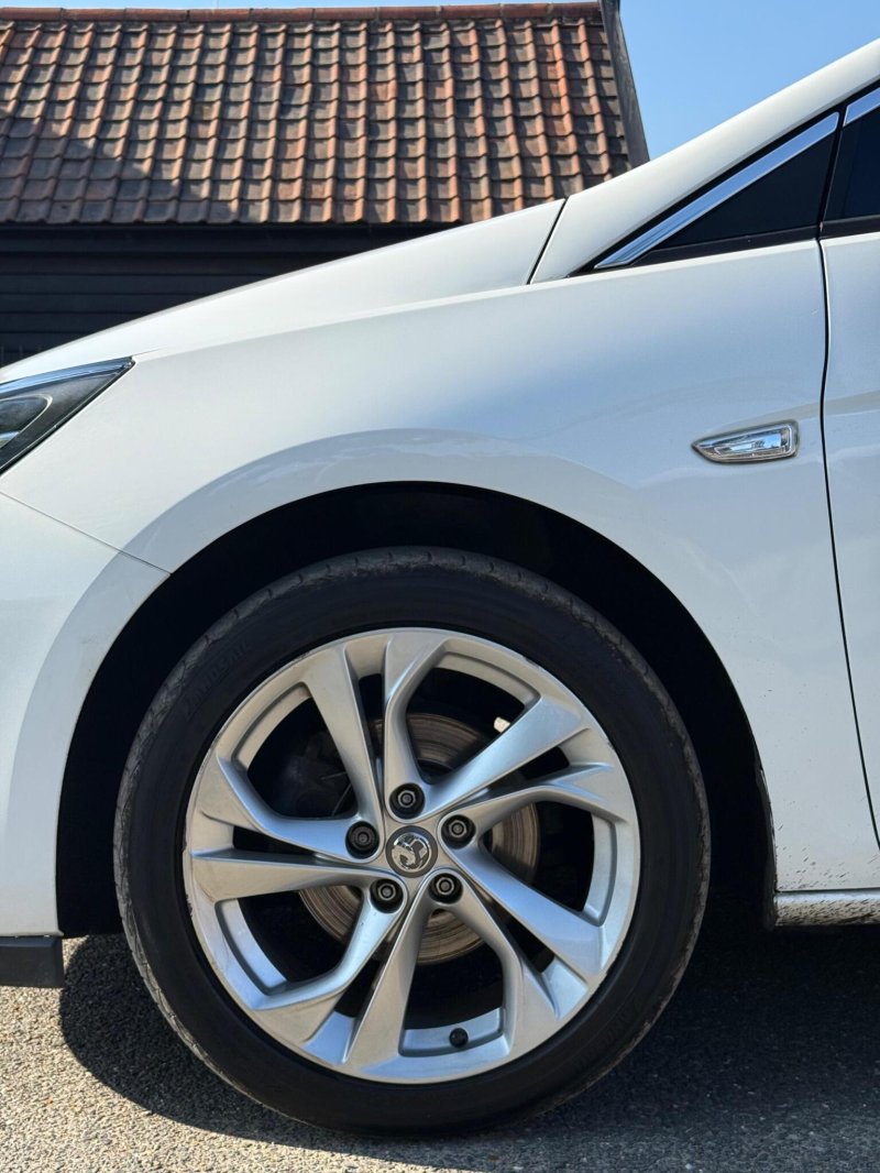 VAUXHALL ASTRA