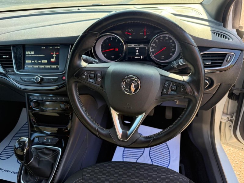 VAUXHALL ASTRA