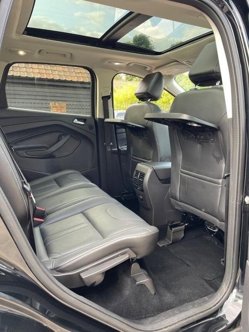 FORD KUGA