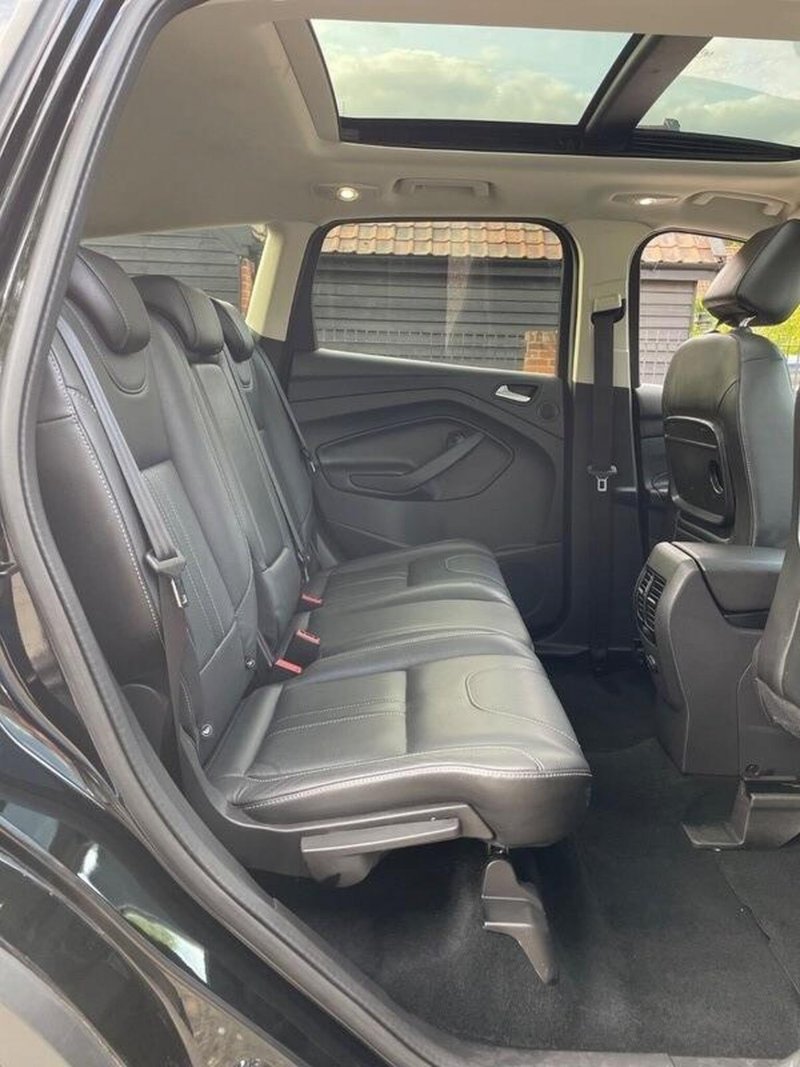 FORD KUGA
