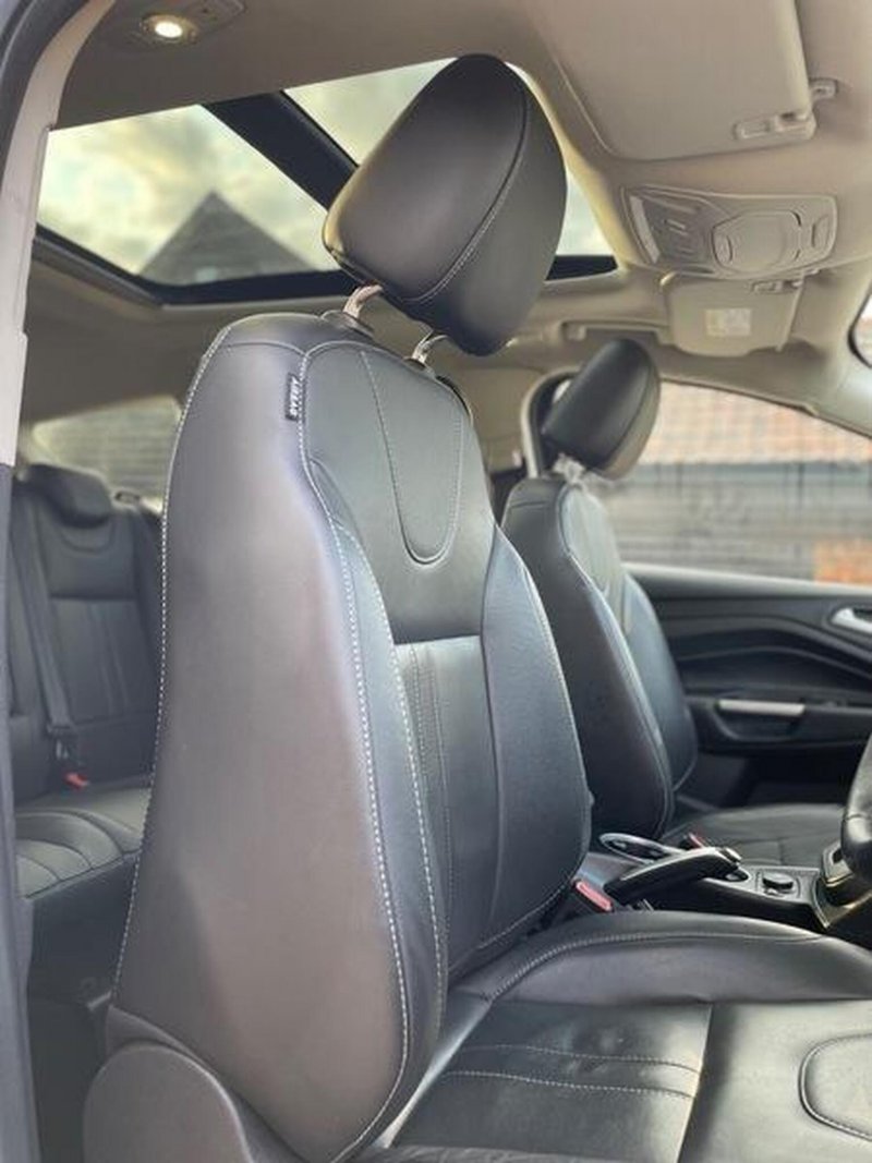 FORD KUGA