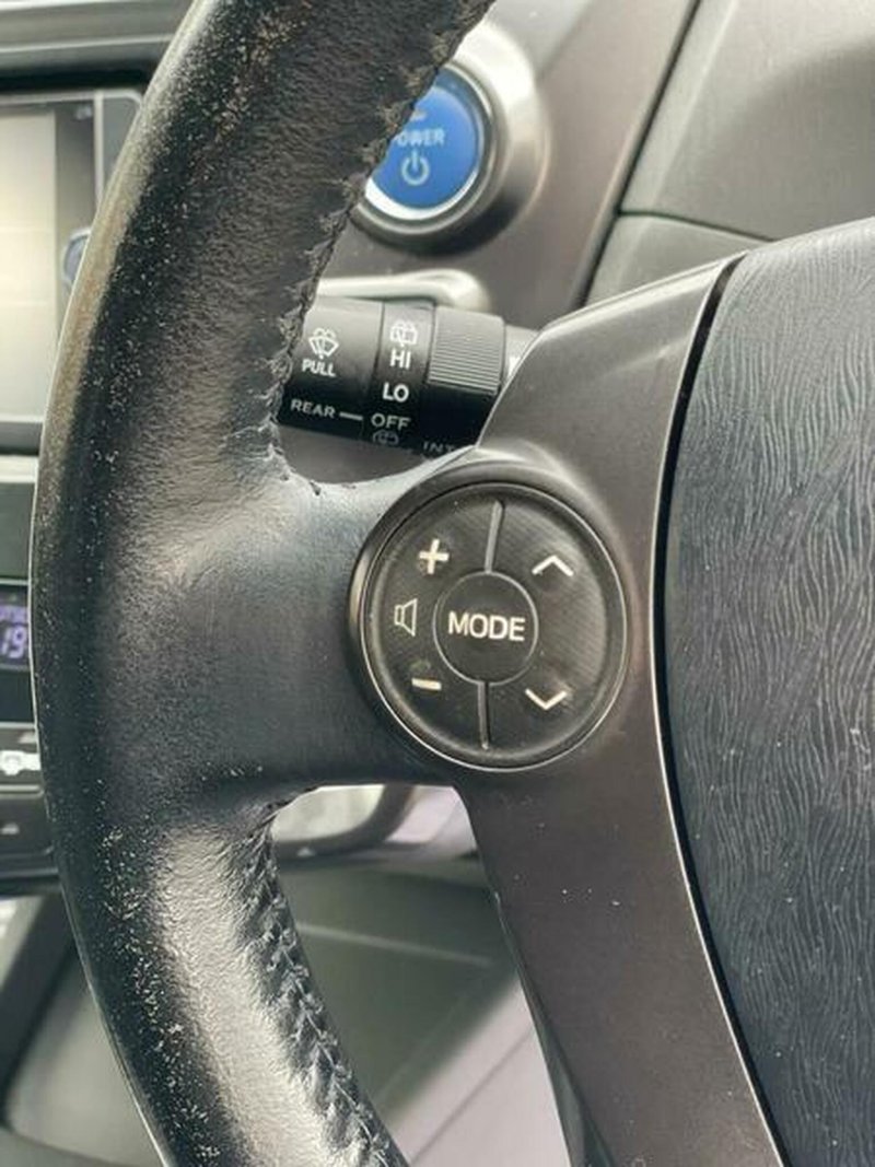 TOYOTA PRIUS+